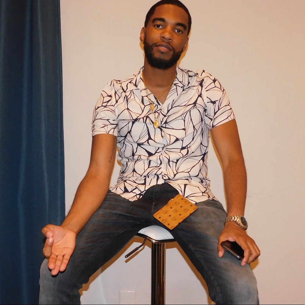 Meet your Posher, Daniel